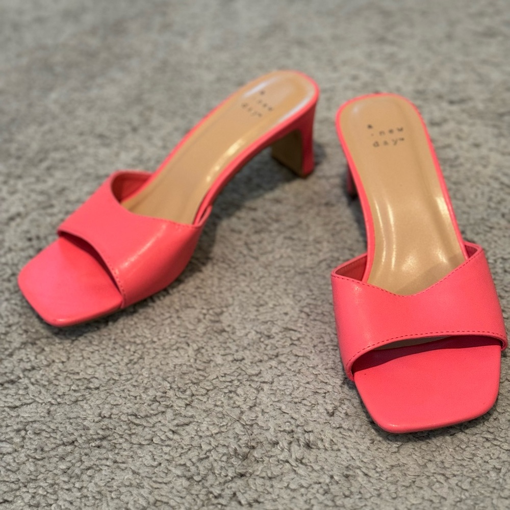 A New Day short heel slides